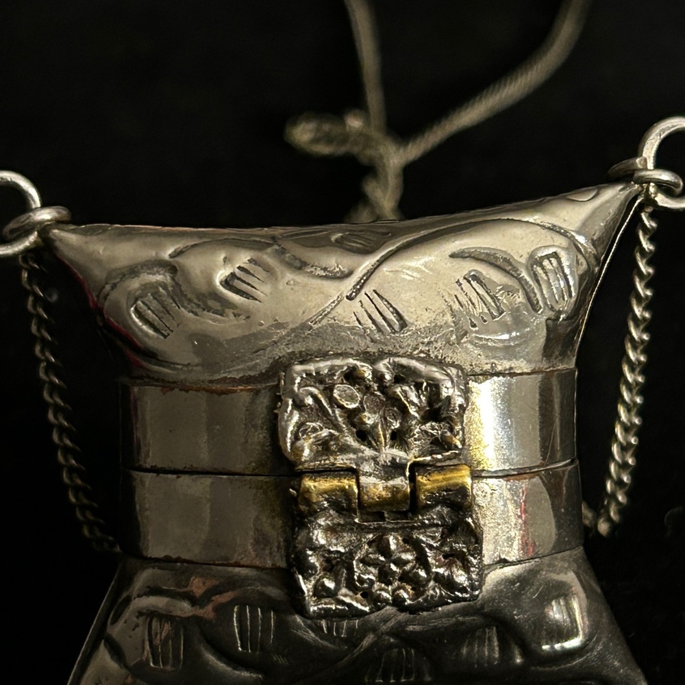 🔥SALE🔥Antique Victorian Silver Plate Reliquary Trinket Box... - Picture 5 of 10